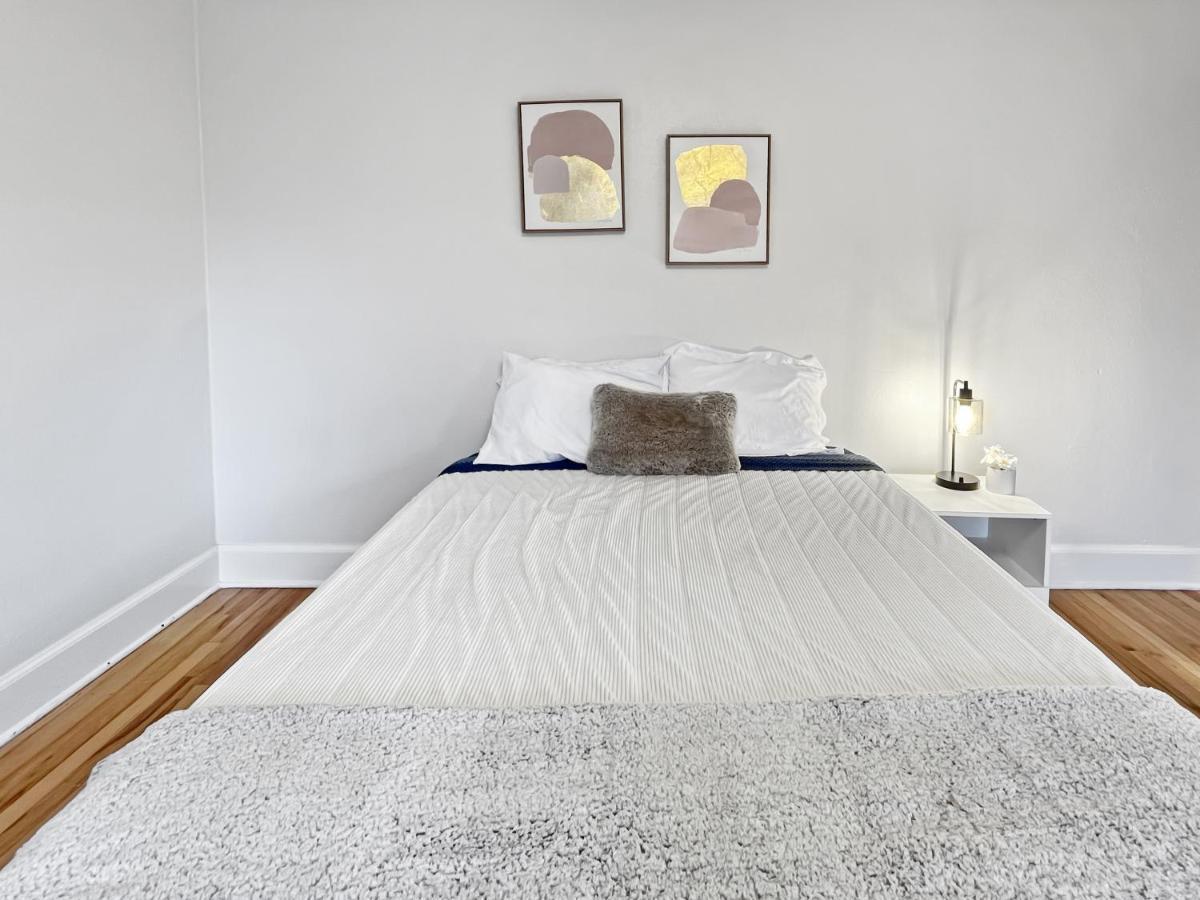 Cozy 3Br Home By Ingersoll Restaurant Scene دي موين، آيوا المظهر الخارجي الصورة